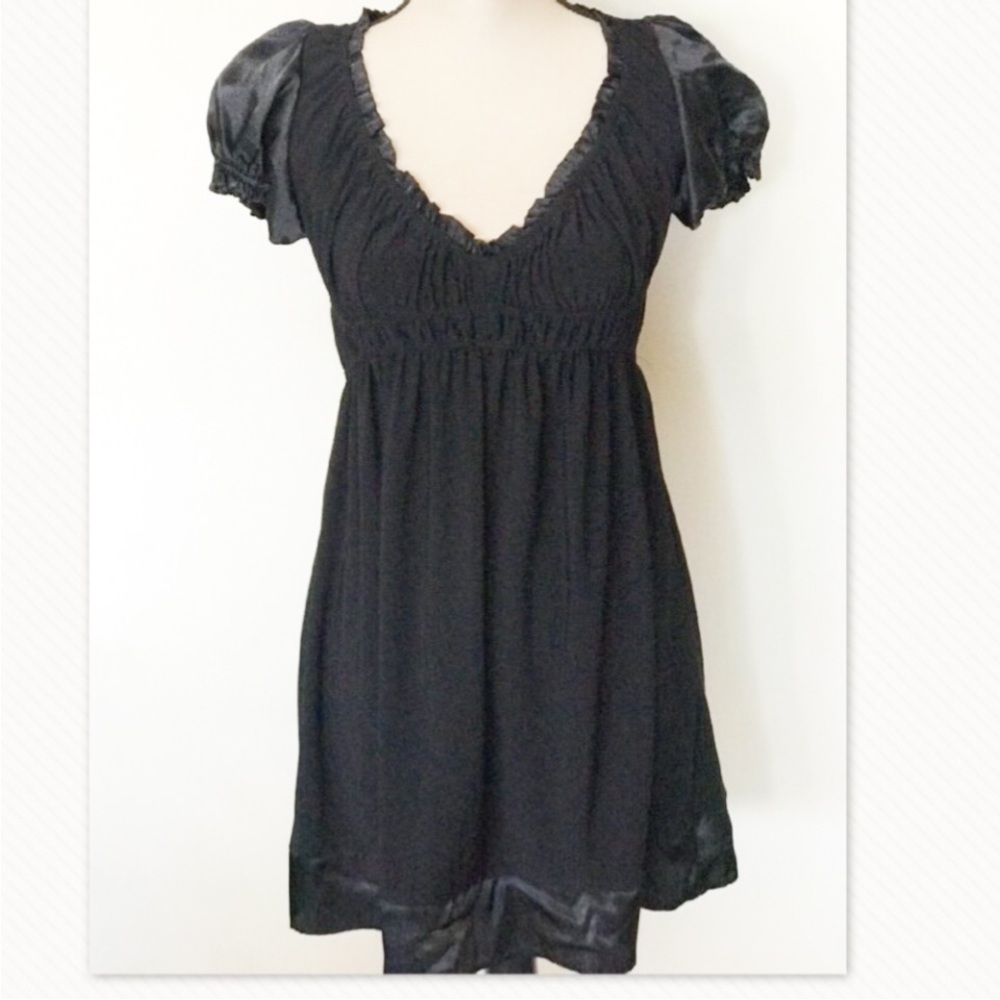 ❤️Wishes Wishes Wishes Y2K Black Puff Sleeve Dress Size M